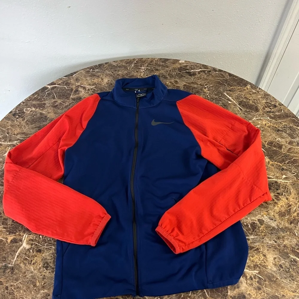 Nike Dri-FIT Full Zip Athletic Training Jacket – Men’s Small